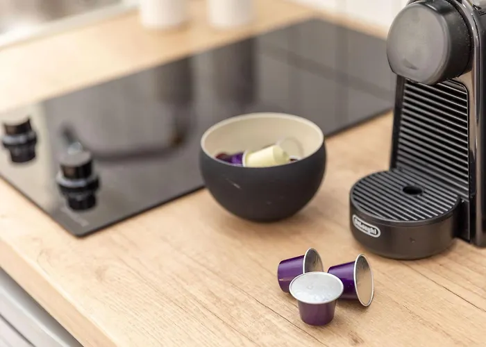 Mary Jo's Apartamento Naxos City