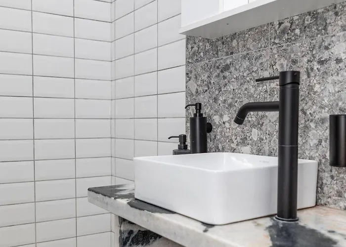 Mary Jo's Naxos City