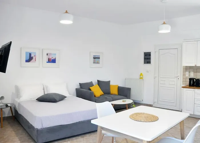 Mary Jo's Apartamento Naxos City